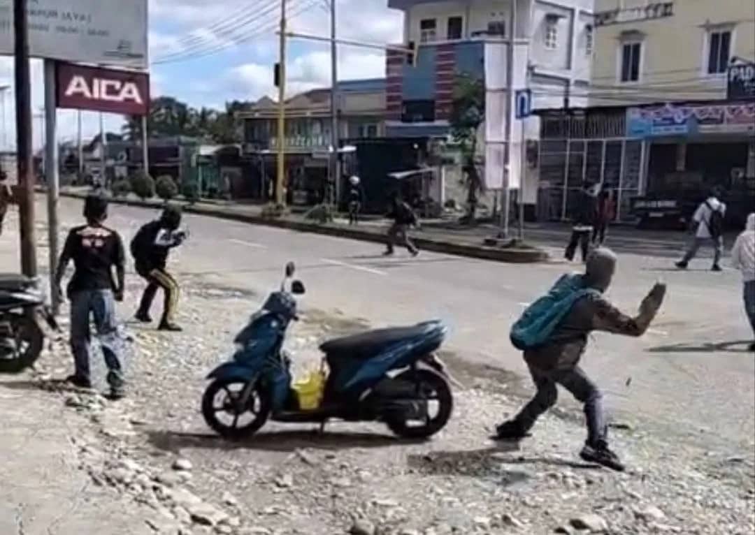 Ilustrasi berita Mimika: Dua Kelompok Pelajar Terlibat Aksi Saling Lempar di Jalan Yos Sudarso Timika
