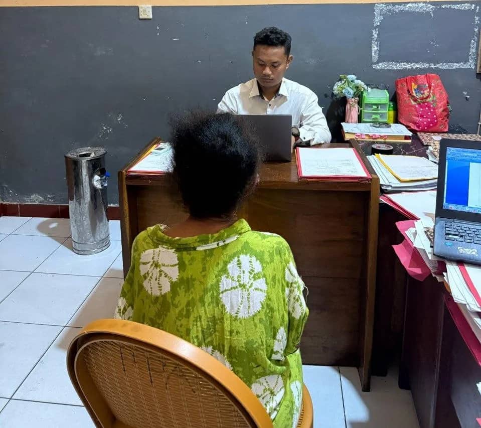 Ilustrasi berita JAYAPURA: Bakar Anak Angkat hingga Tewas, Wanita Lanjut Usia di Sentani Diamankan Polisi