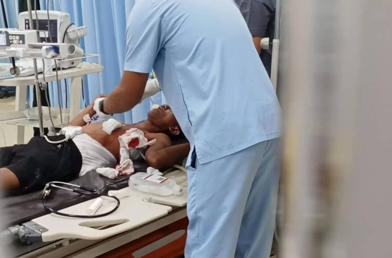 Ilustrasi berita Mimika: Hanya Karena Minta Rokok Tidak Dikasih, Seorang Pria Ditikam di Jalan Kilometer 10 Timika