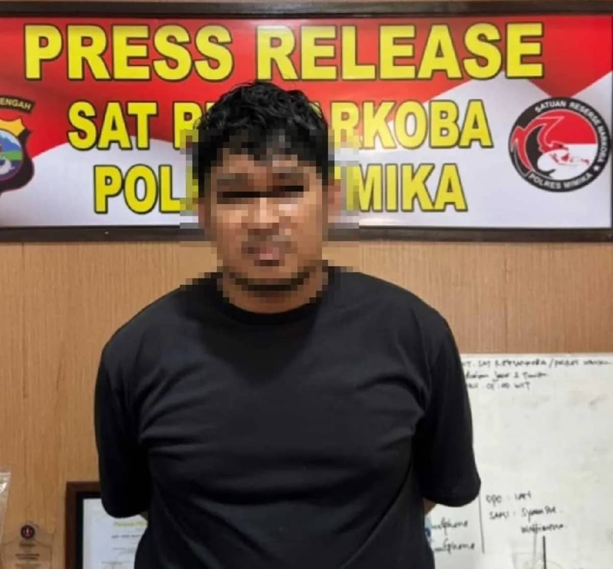 Ilustrasi berita Mimika: Dikirim dari Luar, 20 Paket Sabu Disamarkan dalam Lampu Motor di Timika