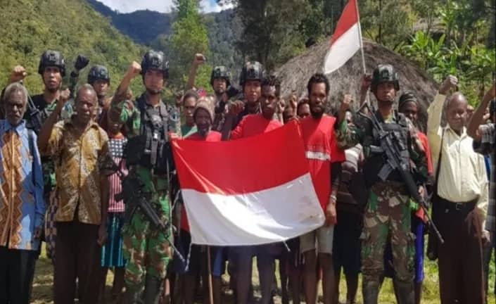Ilustrasi berita BERITA UTAMA: 10 Anggota KKB Pimpinan Puron Wenda Menyerah Kembali ke NKRI