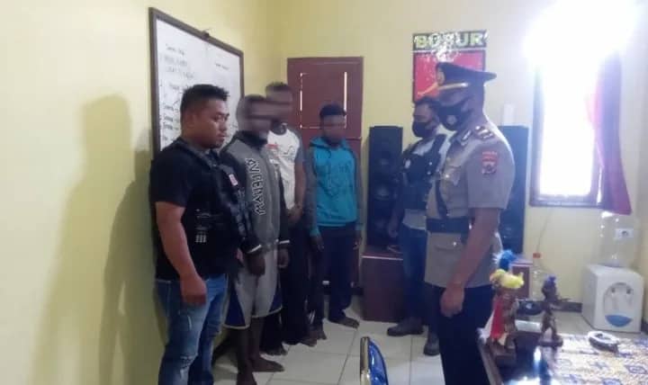 Ilustrasi berita BERITA UTAMA: 4 Pelaku yang Menganiaya Perwira Polisi di Wamena Hingga Babak Belur Menyerahkan Diri