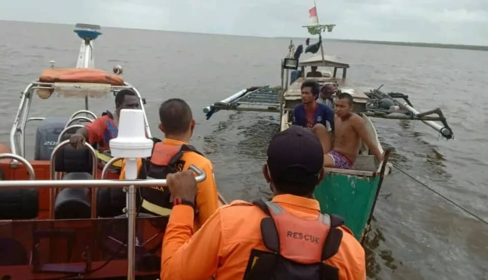 Ilustrasi berita Mimika: Nihil, Tim SAR Timika Belum Temukan Longboat yang Ditumpangi 4 Orang