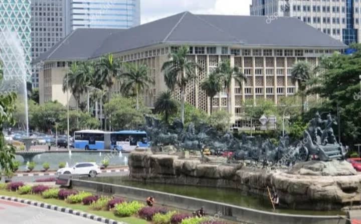 Ilustrasi berita Nasional: Hari Ini Massa '212' Demo UU Cipta Kerja, Jalan Patung Kuda Diblok Polisi