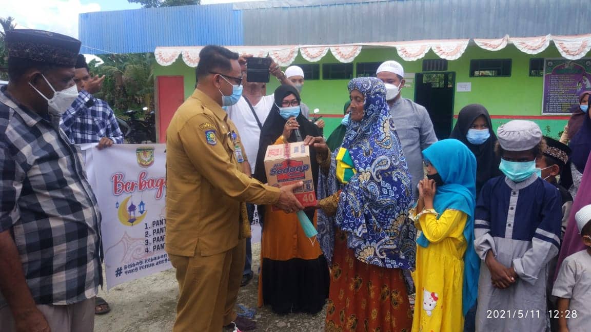 Ilustrasi berita Mimika: Empat Panti Asuhan Dapat Santunan Pemda Mimika, Sekda Gomar : Wujud Visi Misi Bupati dan Wabup Mimika