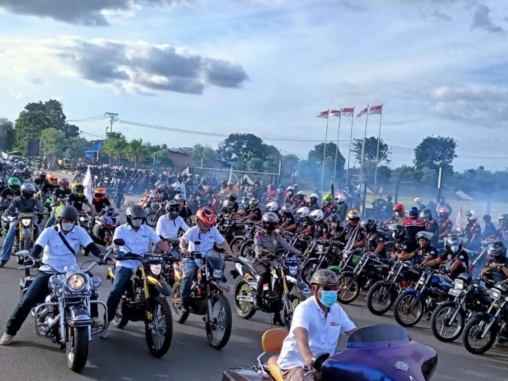 Ilustrasi berita Papua: Konvoi 1.000 Motor dan Merah Putih Raksasa Terbentang, Gemakan PON XX di Merauke