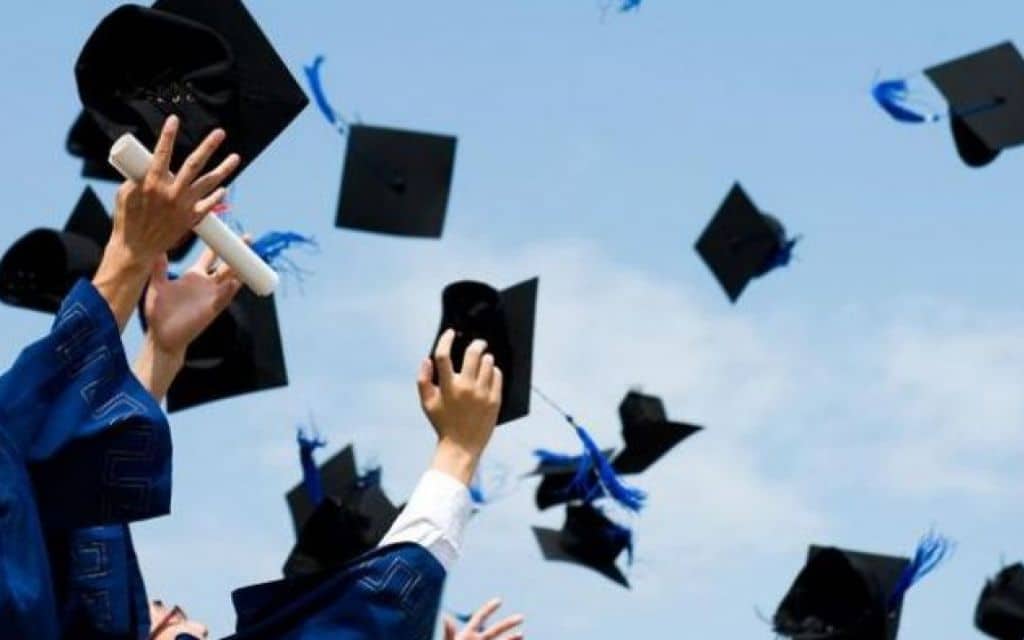 Ilustrasi berita TEKNOLOGI: Daftar 10 Jurusan Kuliah yang akan buat kamu jadi Milyuner