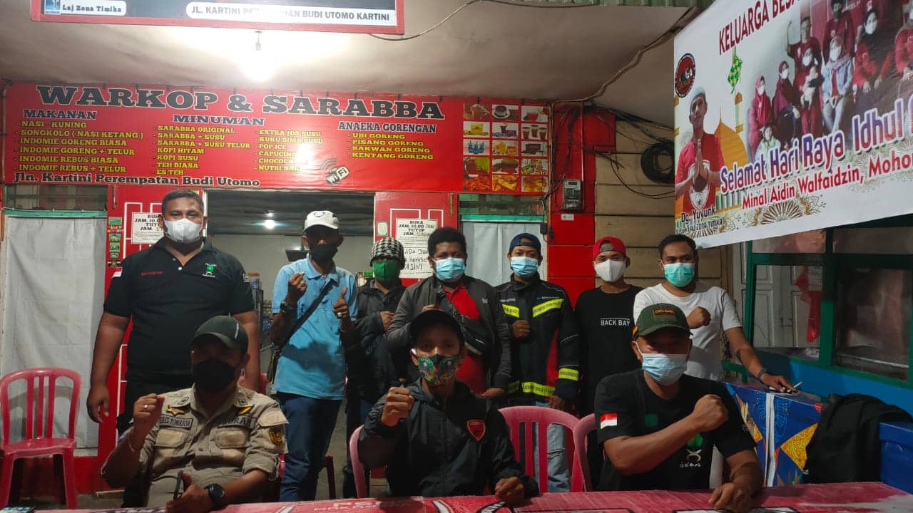 Ilustrasi berita Mimika: Kelurahan Otomona Gandeng Organisasi Masyarakat dan Kelompok Suporter Untuk Sosialisasi PPKM