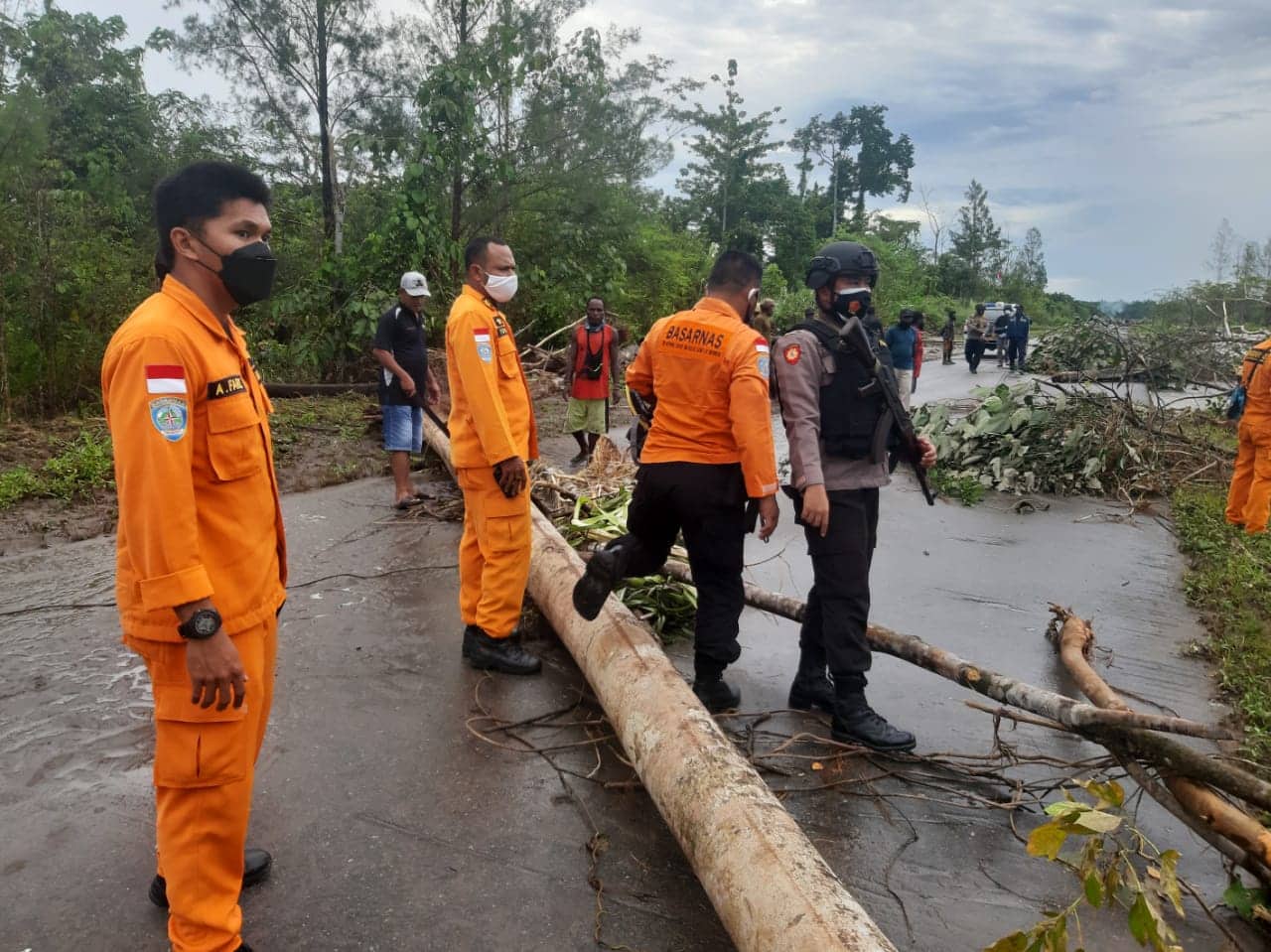 Ilustrasi berita Mimika: Tim SAR Timika Belum Temukan Hendrik Magai yang Hilang Terseret Aliran Sungai Area PTPAL