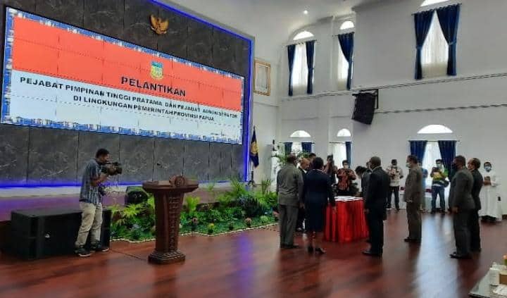 Ilustrasi berita pinpost: Lantik Pejabat Eselon II dan III, Gubernur Enembe Minta Pembenahan OPD Lingkup Pemprov Papua