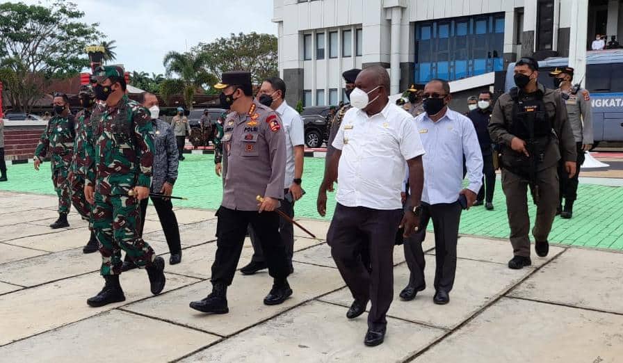 Ilustrasi berita pinpost: Panglima TNI, Kapolri dan Menpora ke Merauke, Tinjau Giat Vaksinasi dan Venue PON