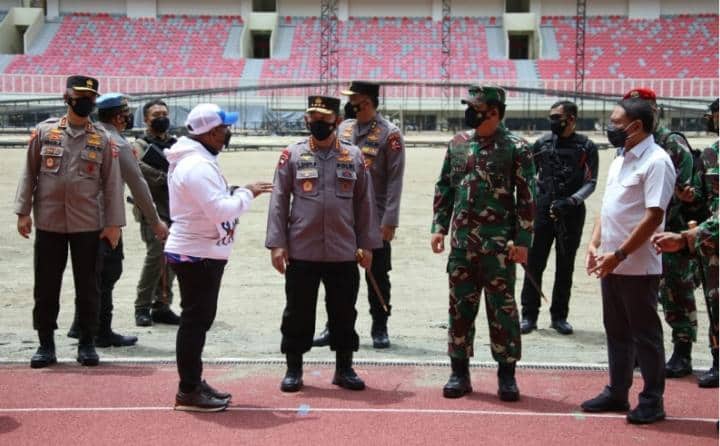 Ilustrasi berita Mimika: Berkunjung Bersama Panglima TNI, Kapolri Nilai Kesiapan PON Papua Sudah Maksimal