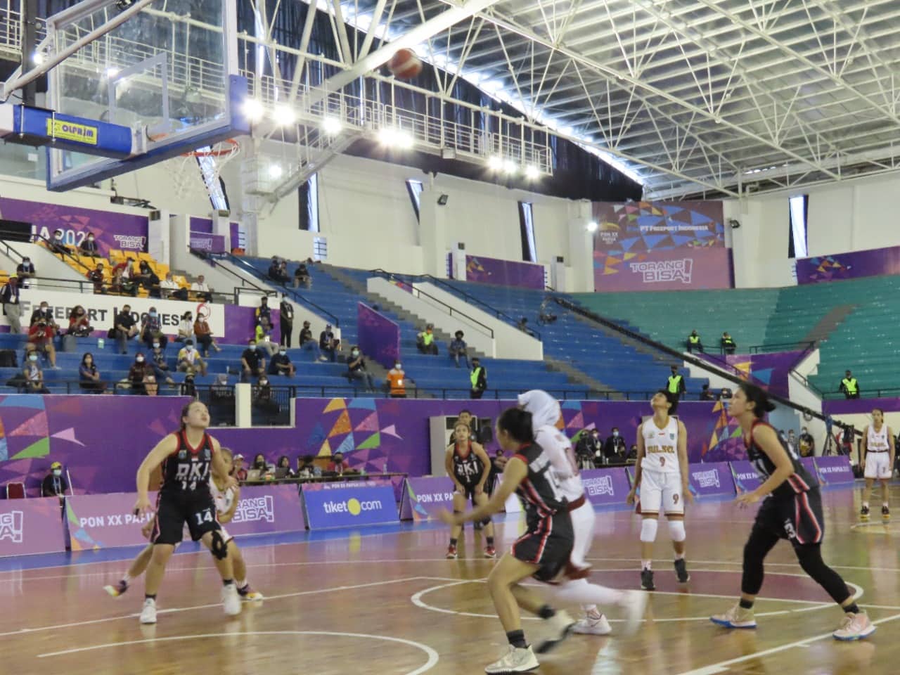 Ilustrasi berita GEBYAR PON PAPUA: Ewakooo !!! Tim Basket Putri Sulsel Cetak Sejarah, Berhasil Tumbangkan Tim Unggulan, DKI Jakarta