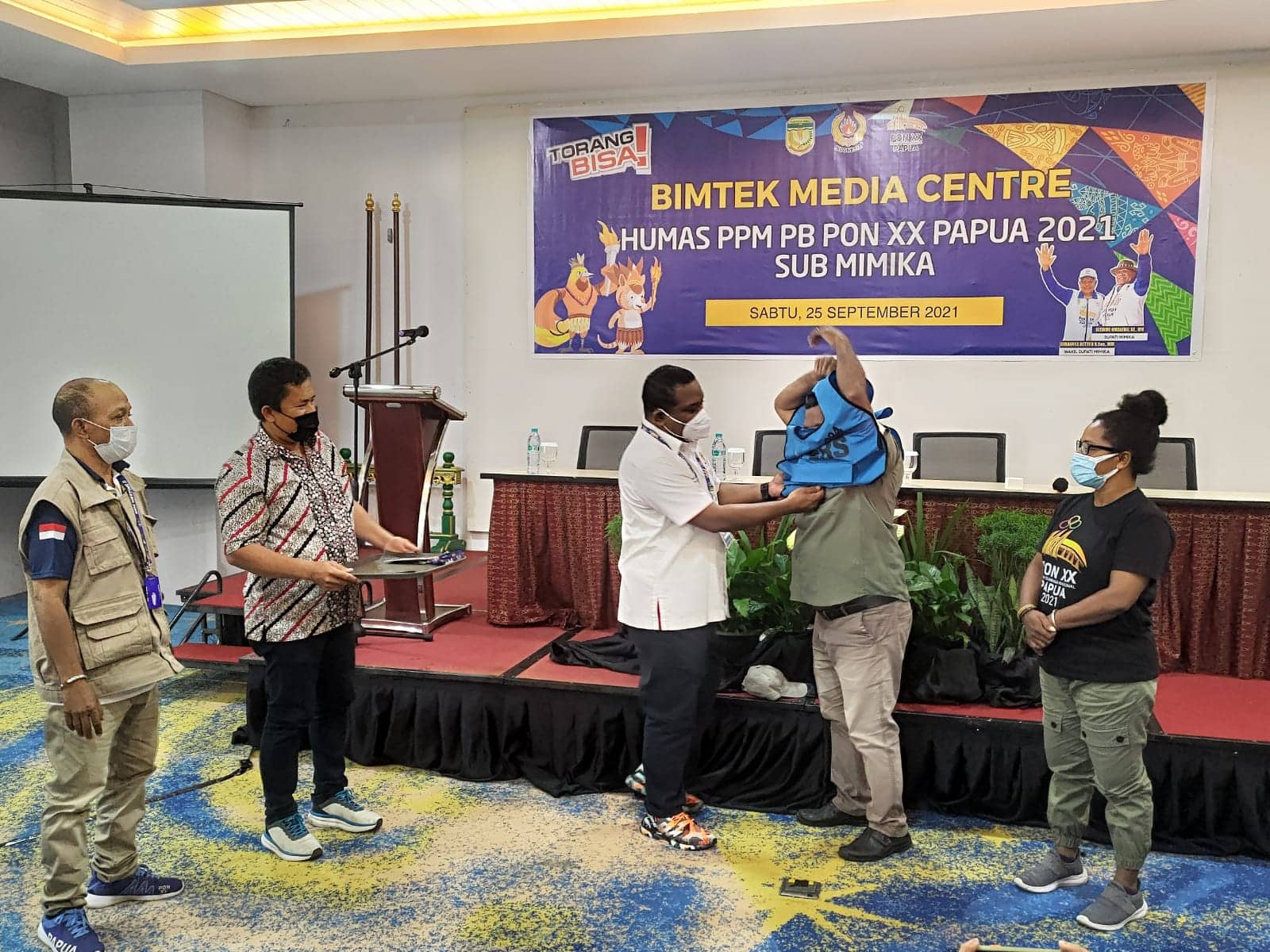 Ilustrasi berita Mimika: Media Peliput PON Papua XX Klaster Mimika Ikut Bimtek, Sekum : Harus Mampu Membuat Konten Bernilai Kebangsaan