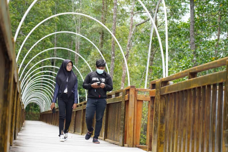 Ilustrasi berita GEBYAR PON PAPUA: Pengelola Eco Wisata Mangrove Mimika Perketat Prokes Bagi Pelancong