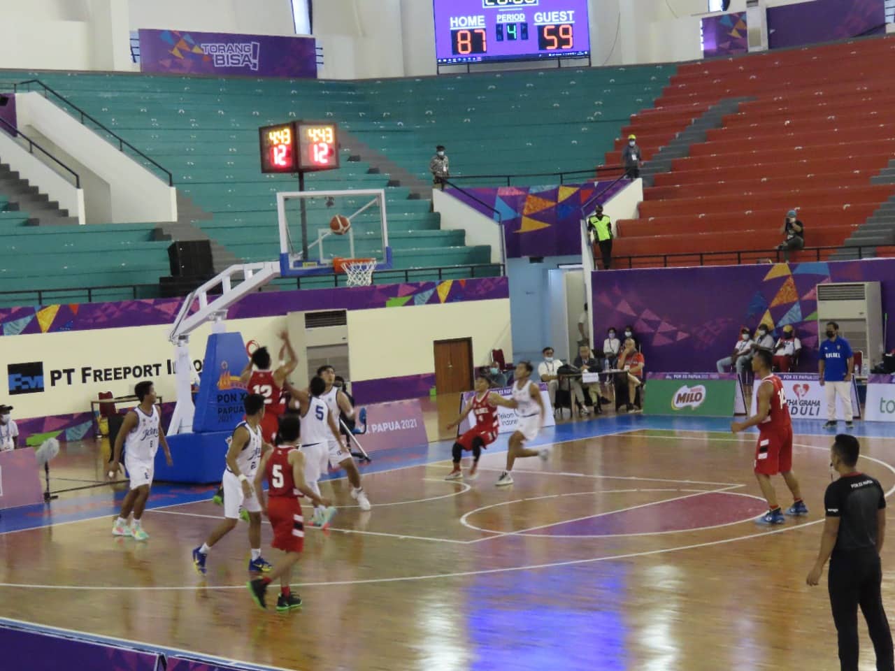 Ilustrasi berita GEBYAR PON PAPUA: Telak !!! Basket Putra Jateng Bantai Kalsel 107-68