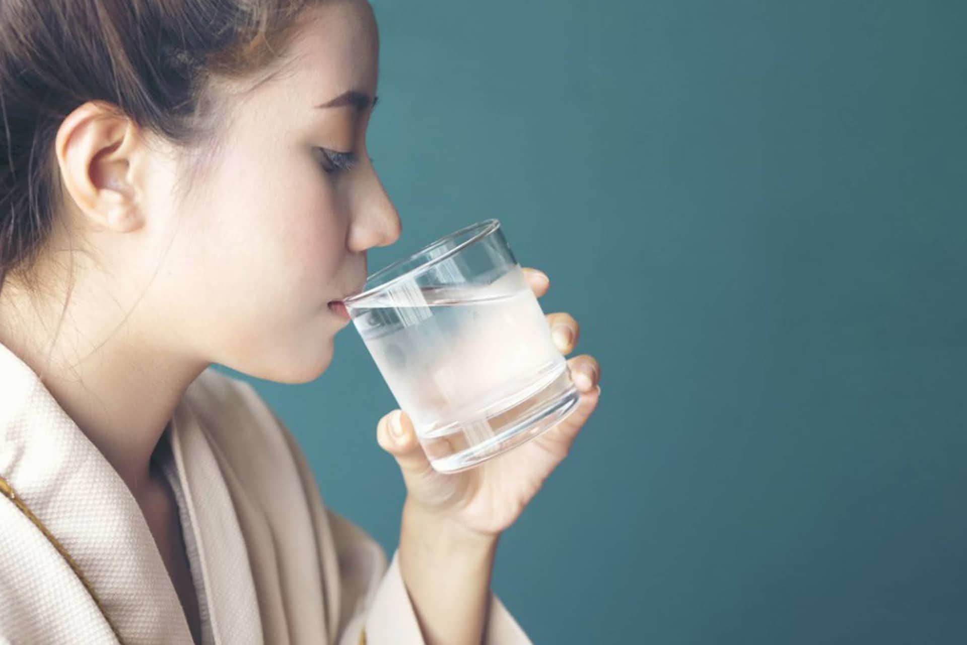 Ilustrasi berita Kesehatan: Sering Jadi Obat Sakit Gigi, Ini Dia Manfaat Kumur Dengan Air Garam