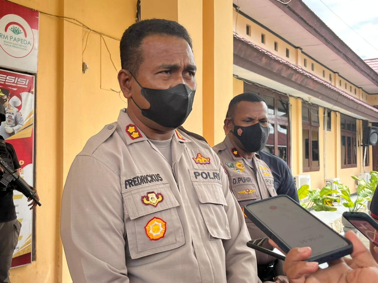 Ilustrasi berita Papua: Ampun ! Enam Anggota Polisi di Jayapura Hilang, 4 Sudah Ditemukan, Dua Orang Masih Dicari