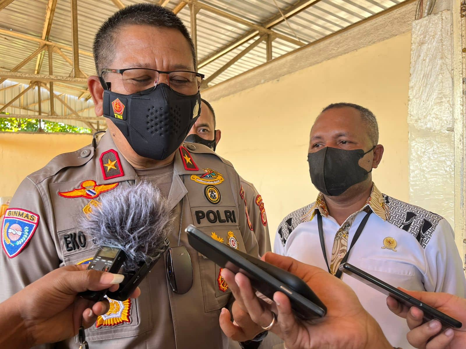 Ilustrasi berita Papua: Masyarakat Masih Percaya Hoax, Cakupan Vaksinasi di Papua Baru 42,2 Persen, Wakapolda: Juga Kondisi Geografi