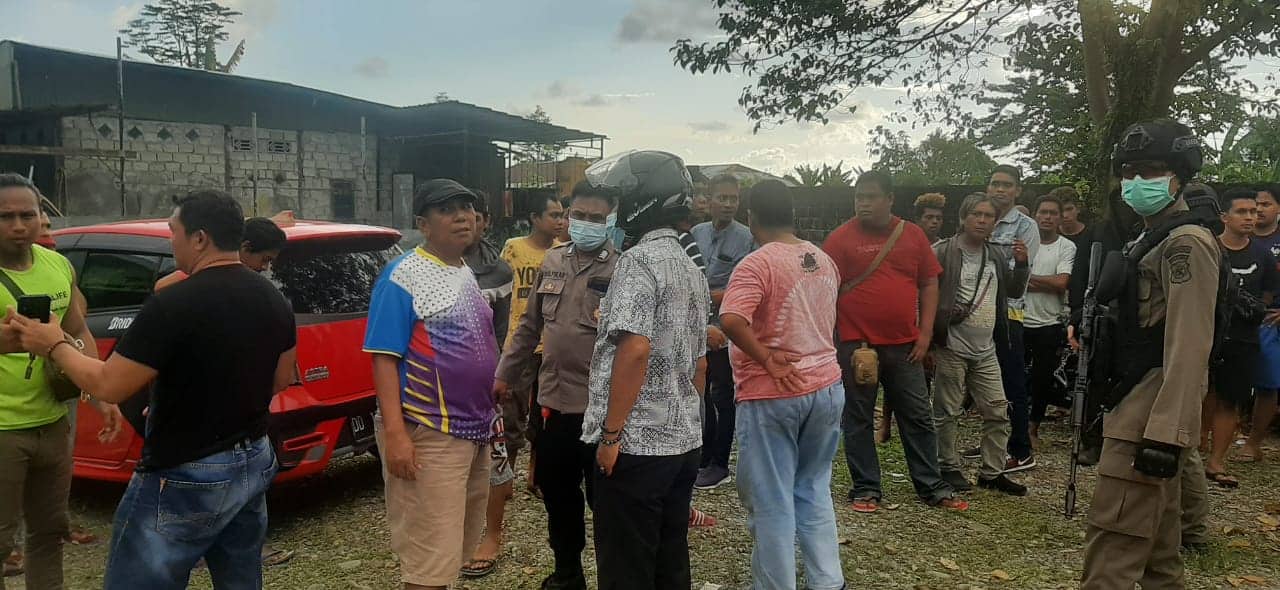 Ilustrasi berita Mimika: Karena Sebidang Tanah, Haji Basri Nyaris Ditebas Samurai, Didepan Polisi Pelaku Minta Maaf