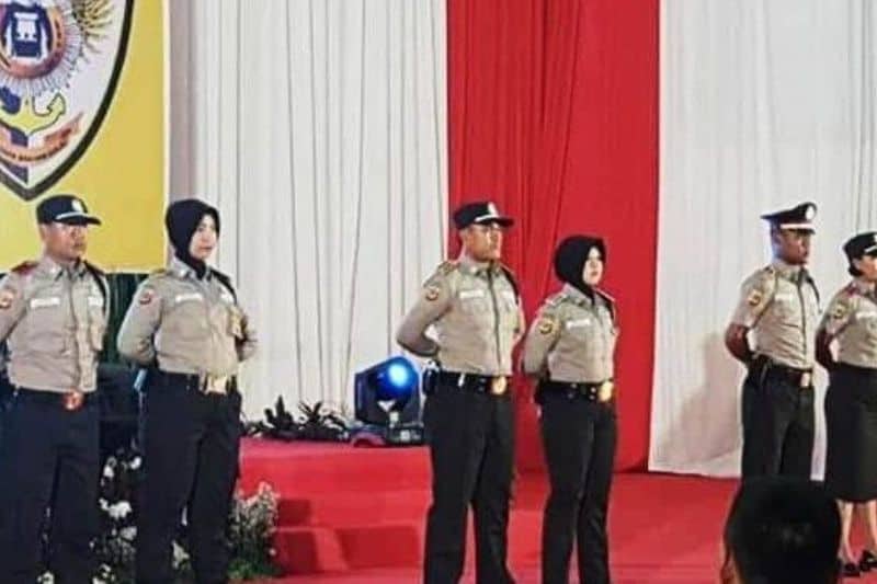 Ilustrasi berita Nasional: Pagi Ini Polri Kenalkan Seragam Baru Satpam
