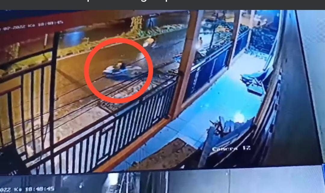Ilustrasi berita Mimika: Warga Timika Hati-hati, Dua Penjahat Kendarai Motor Curian DS 3700 Target Rampok Anak Kecil, Aksi Terekam Kamera CCTV