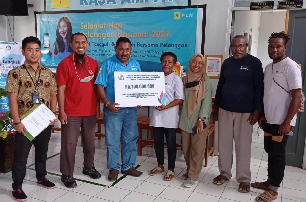 Ilustrasi berita Papua: Peduli Pelestarian Biota Laut, PLN Salurkan Bantuan Rehabilitasi Terumbu Karang di Raja Ampat dan Jayapura