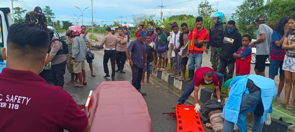 Ilustrasi berita Mimika: Bercak Darah di KTP, Ini Identitas Lengkap Dua Korban Kecelakaan Maut di Jalan SP 5 Depan Disperindag