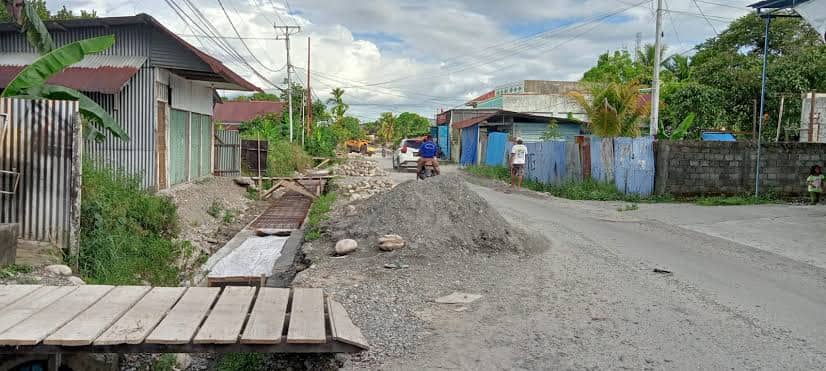 Ilustrasi berita Mimika: Proyek Drainase Jalan Busiri Ujung Mangkrak, Polisi Periksa Pejabat Bina Marga Dinas PUPR Mimika