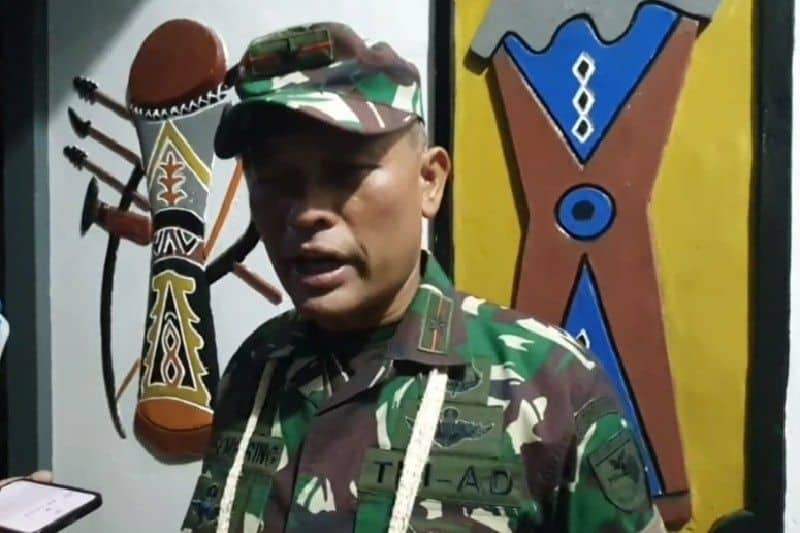 Ilustrasi berita Papua: Danrem 172/PWY: Prajurit Tertembak Saat Polisi Bubarkan Massa di Dekai