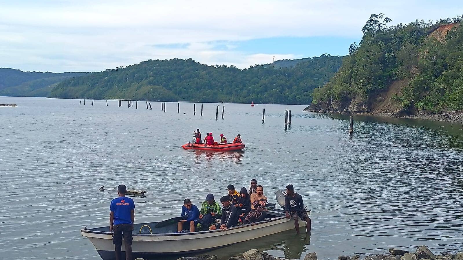 Ilustrasi berita Papua: Hari ke-2 Pencarian Mahasiswa Kedokteran Uncen yang Tenggelam di Depapre, Gunakan Sonar Underwater Device