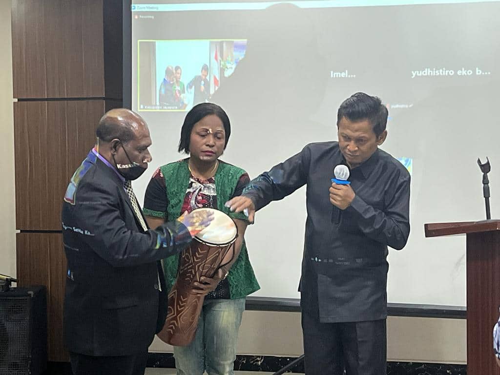 Ilustrasi berita Papua: Pemkab Jayapura Gelar Sosialisasi LPPD Laporan Standar Pelayanan Minimal (SPM) Tahun 2021