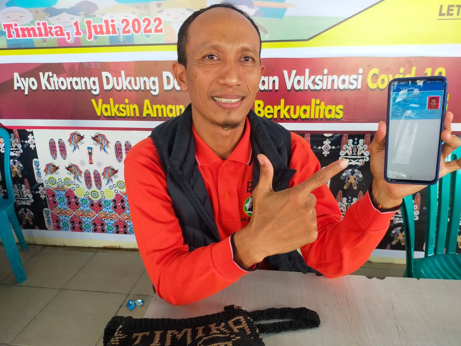 Ilustrasi berita Mimika: Disdukcapil Mimika Sosialisasi dan Ujicoba Penerapan Aplikasi KTP Digital, Ini Kelebihannya Dibanding e-KTP…