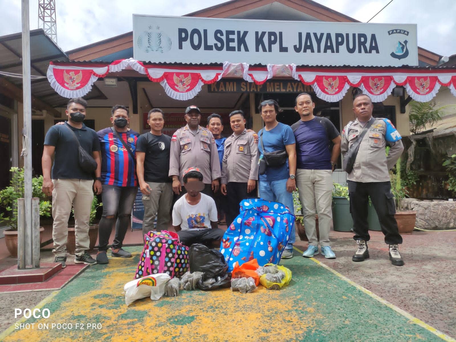 Ilustrasi berita Papua: Polisi Gagalkan Penyelundupan 2 Kilogram Ganja Tujuan Manokwari di Pelabuhan Jayapura