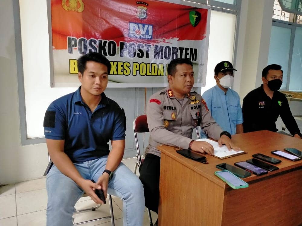Ilustrasi berita Mimika: Tes DNA Empat Korban Mutilasi Mulai Dilakukan, Klinik Tribrata Ambil Sampel Keluarga, RSUD Mimika Lakukan Pencocokan