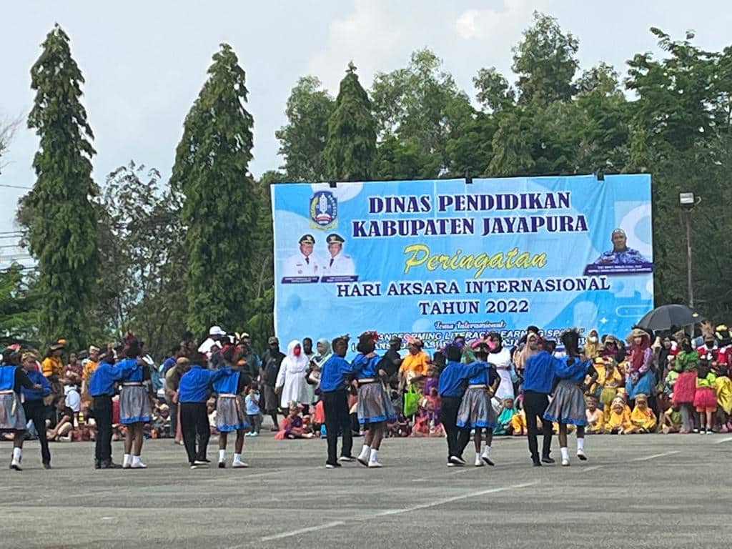 Ilustrasi berita Papua: Pemkab Jayapura Peringati Hari Aksara Internasional, 4000 Lebih Warga Belum Bisa Baca Tulis