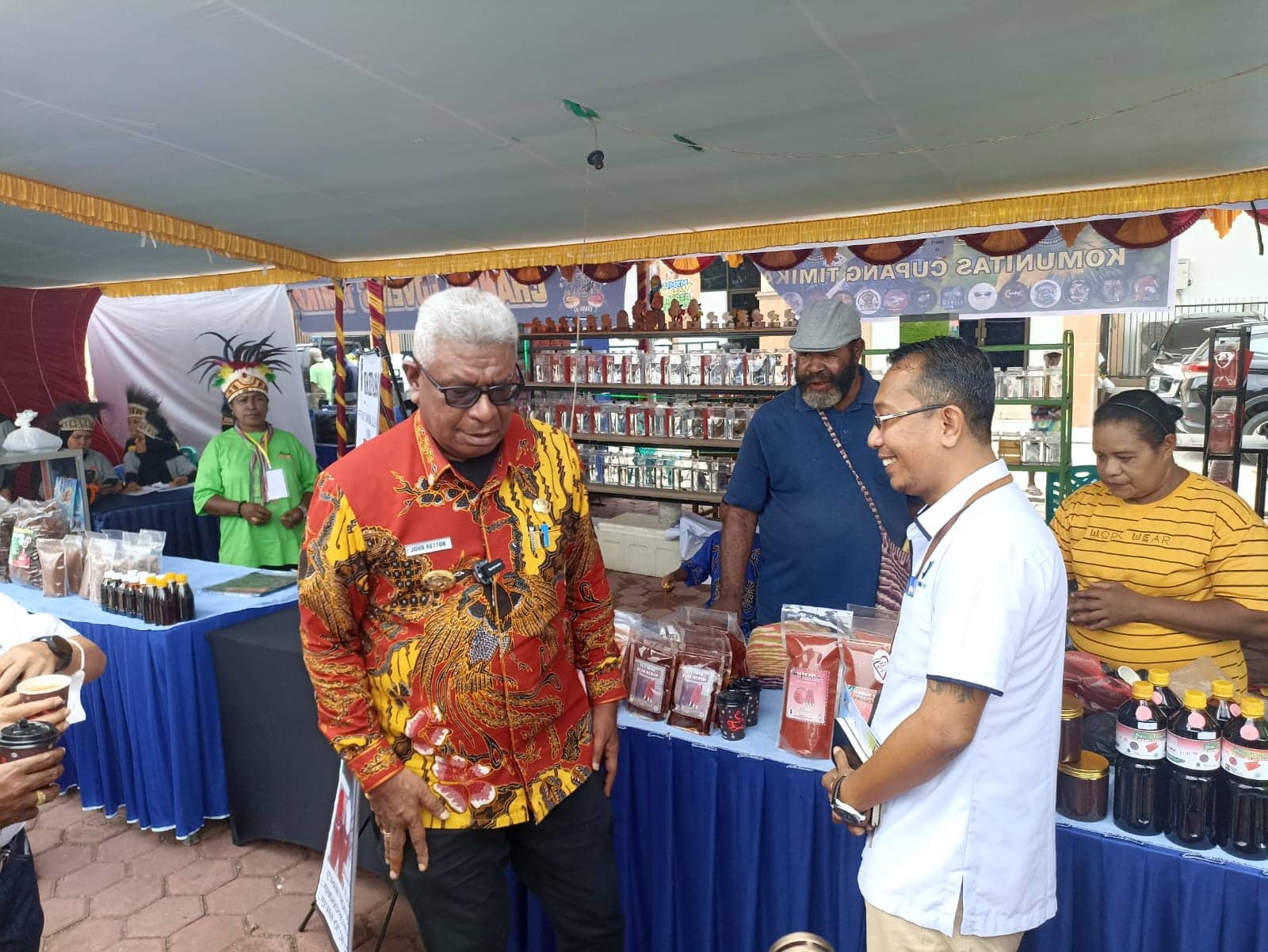 Ilustrasi berita Mimika: Festival Produk UMKM dan Koperasi, Plt Bupati JR: Peluang Besar yang Dimiliki Mimika