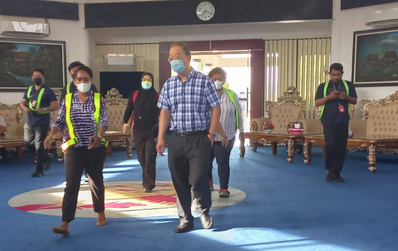 Ilustrasi berita Papua: Dokter Spesialis Jantung dan Saraf Asal Singapura Tiba di Jayapura Rawat Gubernur Lukas Enembe