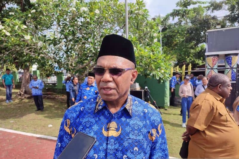 Ilustrasi berita Papua: Pekerjaan Ruas Jalan Bintuni Maybrat Tetap Berlanjut Pascaserangan KKB