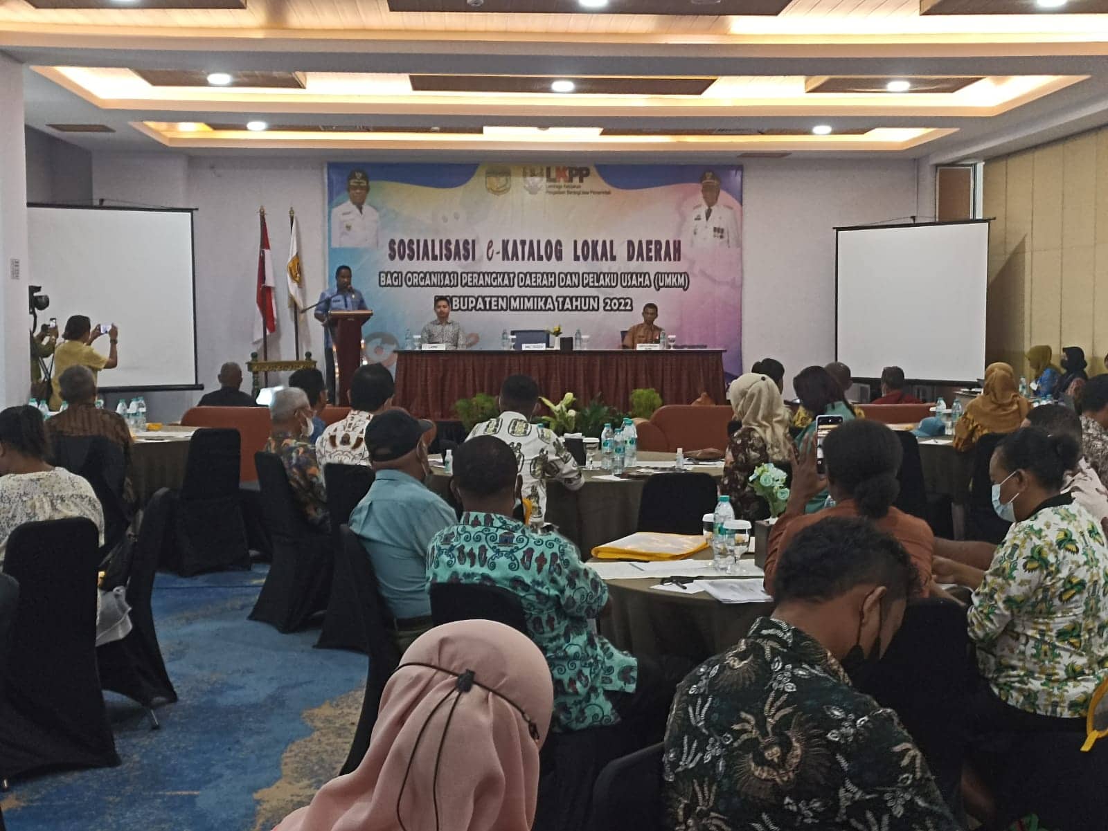 Ilustrasi berita Mimika: Berlakukan E Katalog, Pemkab Mimika Penuhi Instruksi Presiden Tentang Peningkatan Produk Dalam Negeri dan UMKM