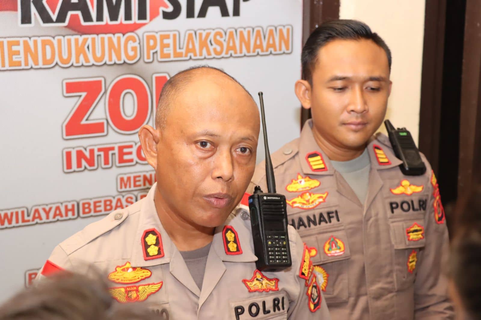 Ilustrasi berita Papua: 15 Mahasiswa USTJ Pengibar "Kain Corak Bintang Kejora" Masih Diperiksa Polisi