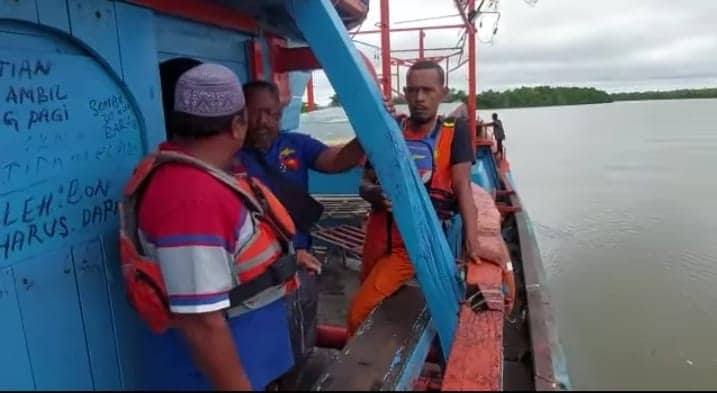 Ilustrasi berita Papua: Terjerat Tali Jangkar, ABK Kapal Nelayan Terjatuh dan Hilang di Sungai Kumbe Merauke