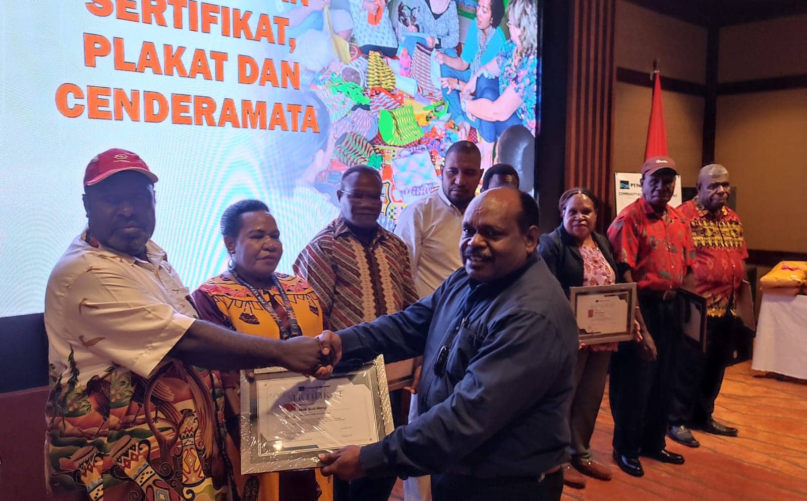 Ilustrasi berita Mimika: Sukses Bina UMKM, PTFI Beri Penghargaan Kepada Sembilan Pengusaha Binaan Mandiri