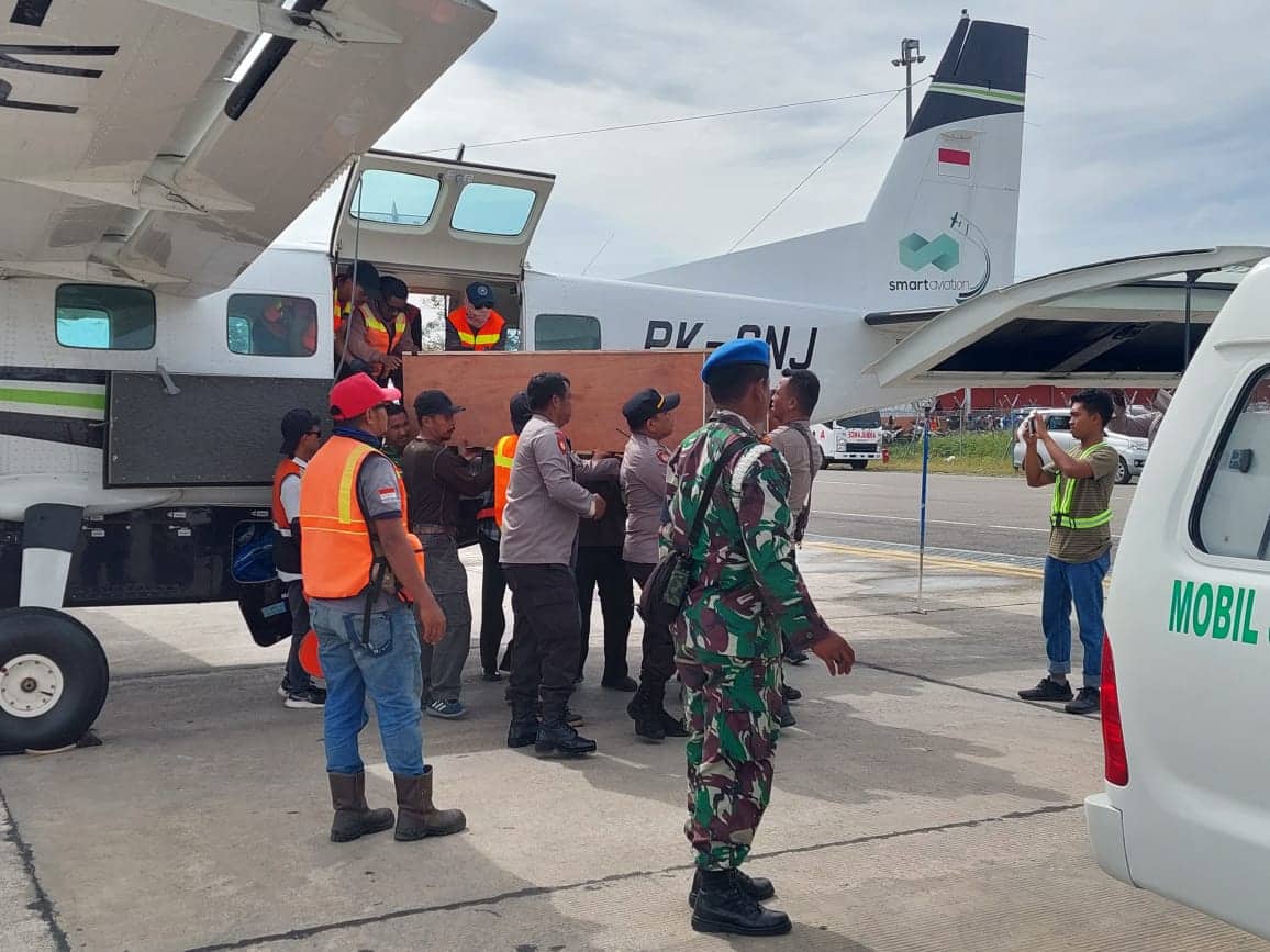 Ilustrasi berita Papua: Jenazah Damri Korban Kebiadaban KKB Puncak Dievakuasi ke Mimika, Ketua KKDB : Korban Tinggalkan Istri dan 5 Anak