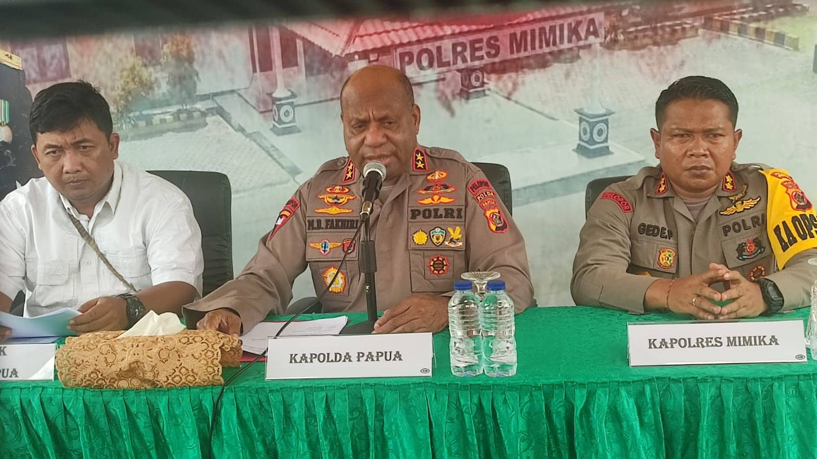 Ilustrasi berita Papua: Satu Orang Meninggal Dunia dan 19 Diamankan Dalam Kerusuhan Pasca Penangkapan Gubernur Papua oleh KPK