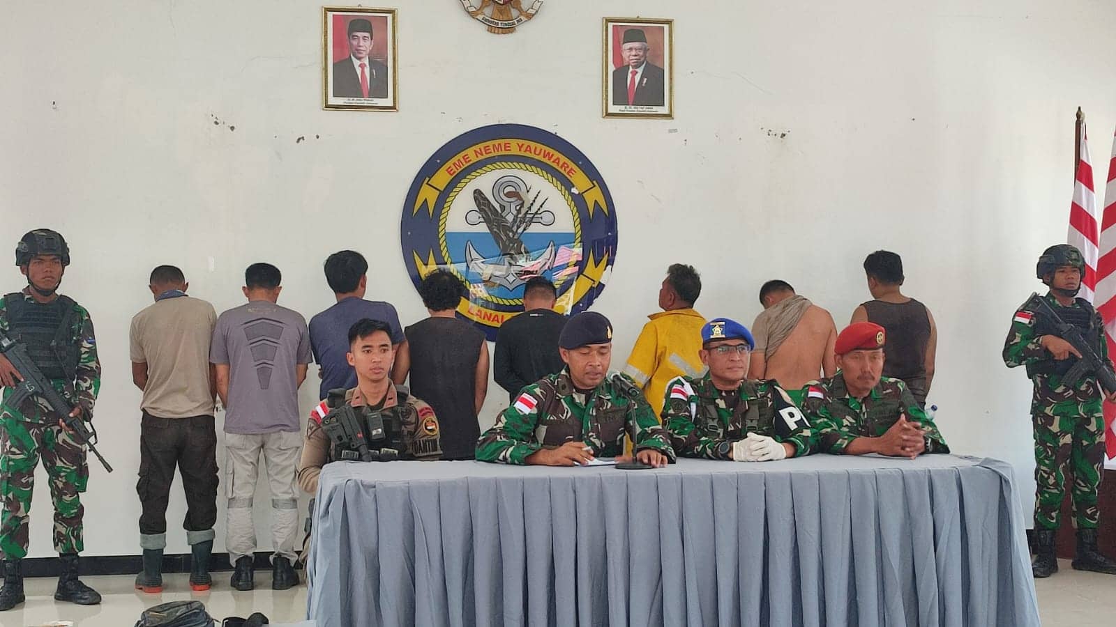 Ilustrasi berita Mimika: Lanal Timika Tangkap 9 Pelaku Penggelapan Konsentrat PTFI, Empat Orang Ternyata Karyawan, Amankan 34 Karung Barang Bukti