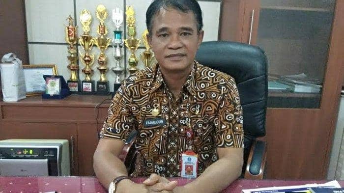 Ilustrasi berita Nasional: Dugaan Kumpul Kebo Oknum Guru SMP, Kadisdik Bone Klarifikasi, Ngaku Sudah Bercerai
