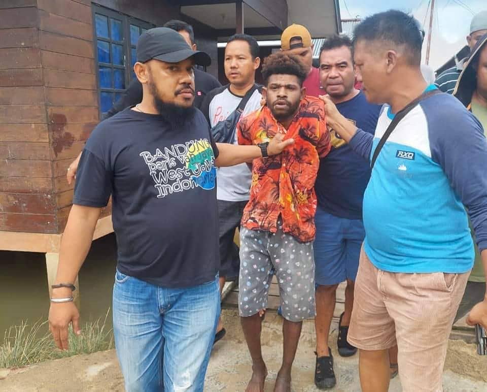Ilustrasi berita Papua: Seorang Pelaku Utama Pelaku Pembakaran Perempuan di Sorong Ditangkap Polisi, 3 Provokator Masih Buron