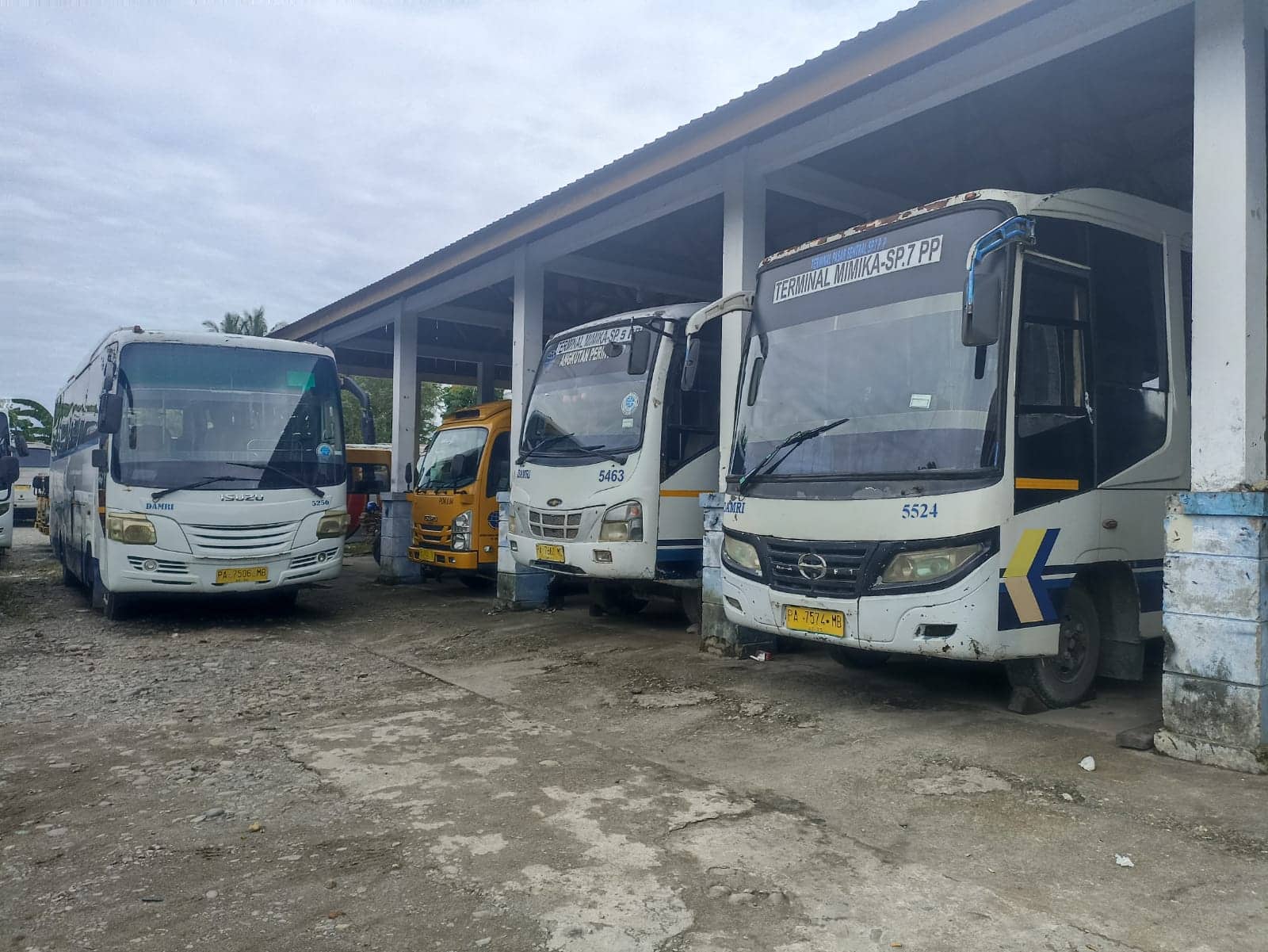 Ilustrasi berita Mimika: Damri Tambah Dua Trayek Perintis di SP 5 dan SP 9, Suranto : Sesuai Permintaan Kepala Kampung