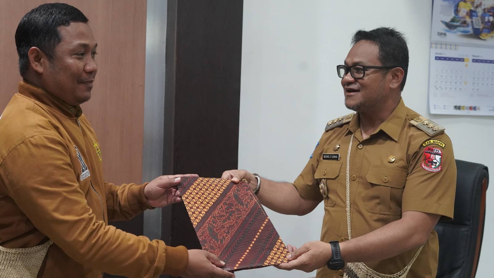 Ilustrasi berita Papua: Seluruh Pejabat Pemda Kabupaten Mappi Tandatangani Perjanjian Kinerja, dan Rapat Evaluasi Kinerja